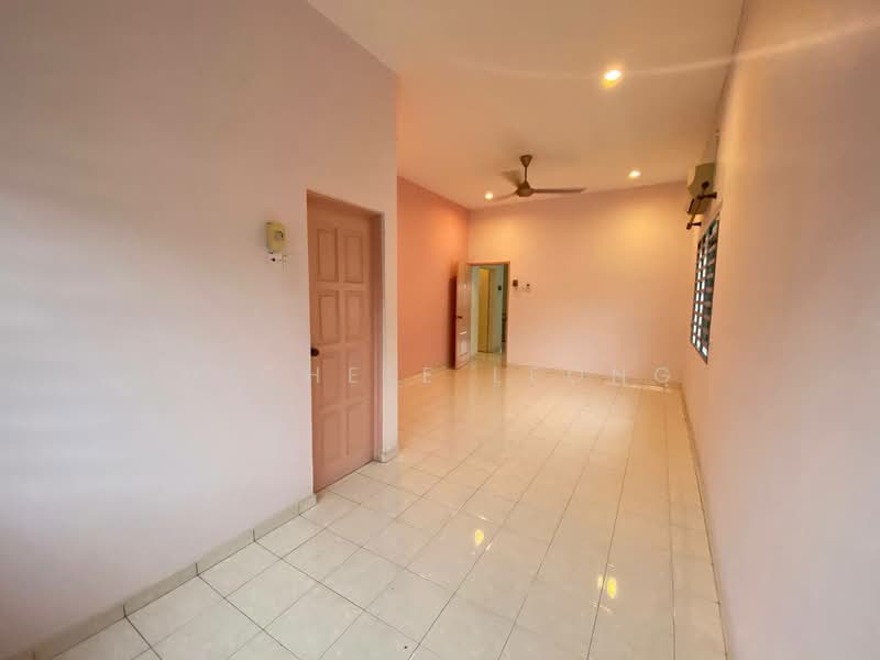 Rumah Berkembar untuk Dijual di Bercham (Ipoh) - Michele Leong - Living Room - PropertyGuru.com.my