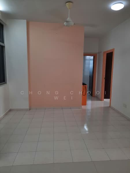 Kondominium untuk Disewa di Mutiara Place (Puncak Mutiara) - Chong Chooi Wei - Living Room - PropertyGuru.com.my