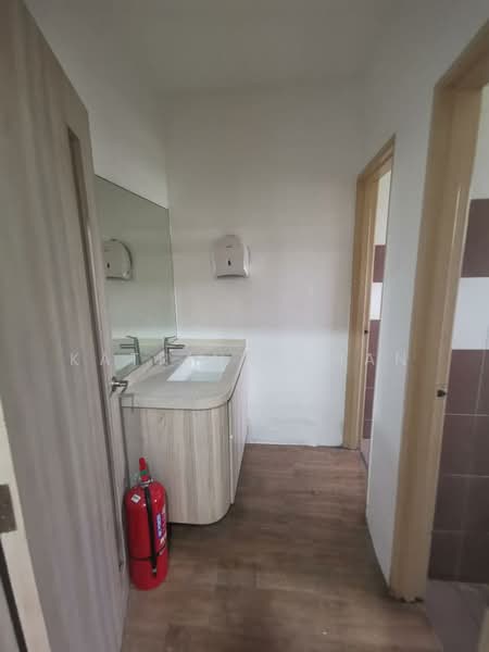 Shop for Rent in Bukit Jalil (Kuala Lumpur) - Katrina Chan - Bathroom - PropertyGuru.com.my