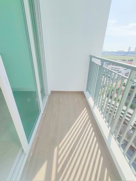 Kondominium untuk Dijual di Lucerne Residences - Angie Khoo - Balcony - PropertyGuru.com.my