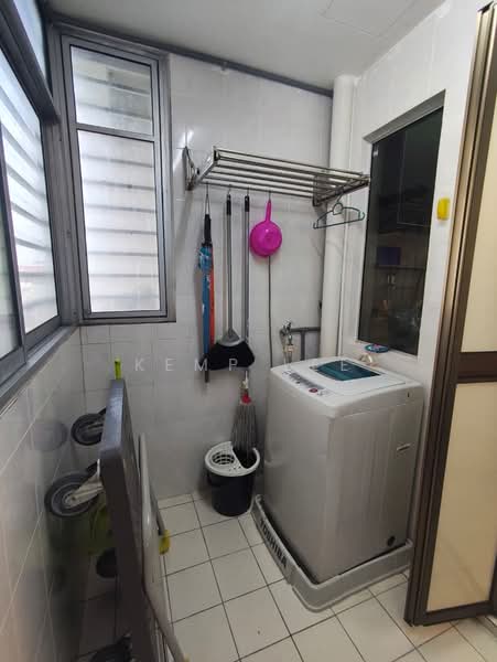 Kondominium untuk Disewa di Selayang Point - Kemp Lee - Interior - PropertyGuru.com.my