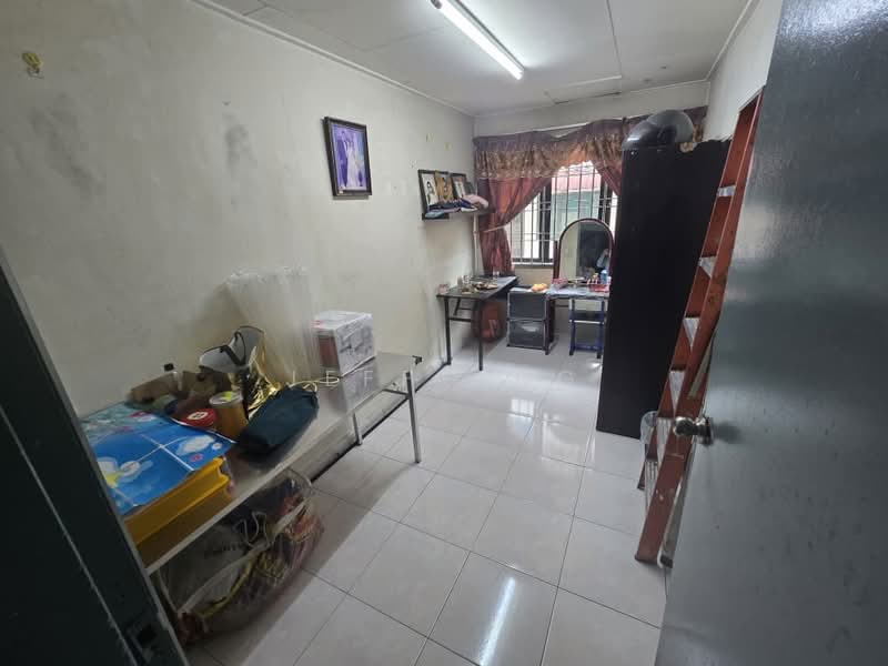 3-storey Terraced House for Sale in Taman Perling (Perling) - Jeff Ang - Interior - PropertyGuru.com.my