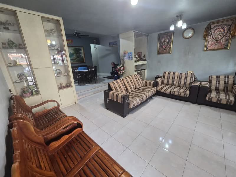 3-storey Terraced House for Sale in Taman Perling (Perling) - Jeff Ang - Living Room - PropertyGuru.com.my