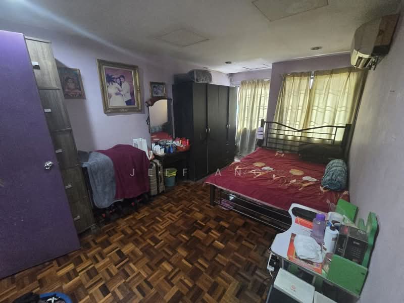 3-storey Terraced House for Sale in Taman Perling (Perling) - Jeff Ang - Bedroom - PropertyGuru.com.my