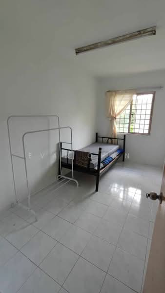 Apartment for Sale at Apartment Bayu - Evan Chan - Bedroom - PropertyGuru.com.my