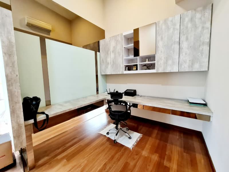Rumah Berkembar untuk Dijual di Puchong (Selangor) - John Lee - Study - PropertyGuru.com.my