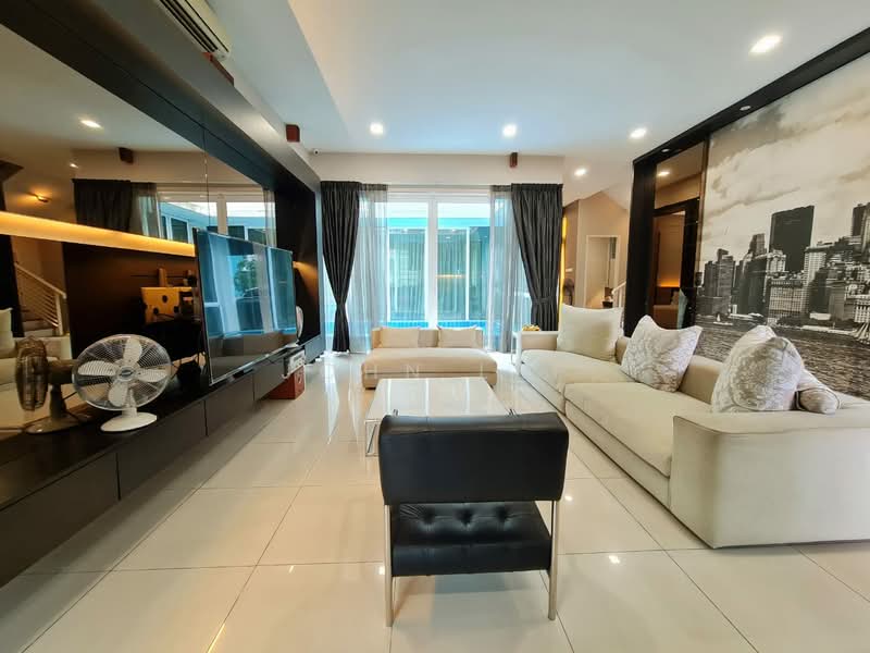 Rumah Berkembar untuk Dijual di Puchong (Selangor) - John Lee - Living Room - PropertyGuru.com.my