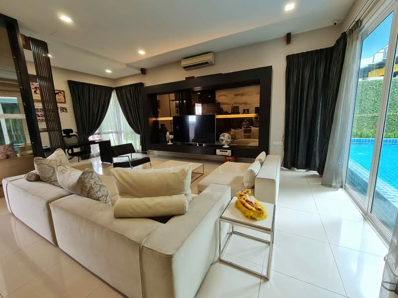 Rumah Berkembar untuk Dijual di Puchong (Selangor) - John Lee - Living Room - PropertyGuru.com.my
