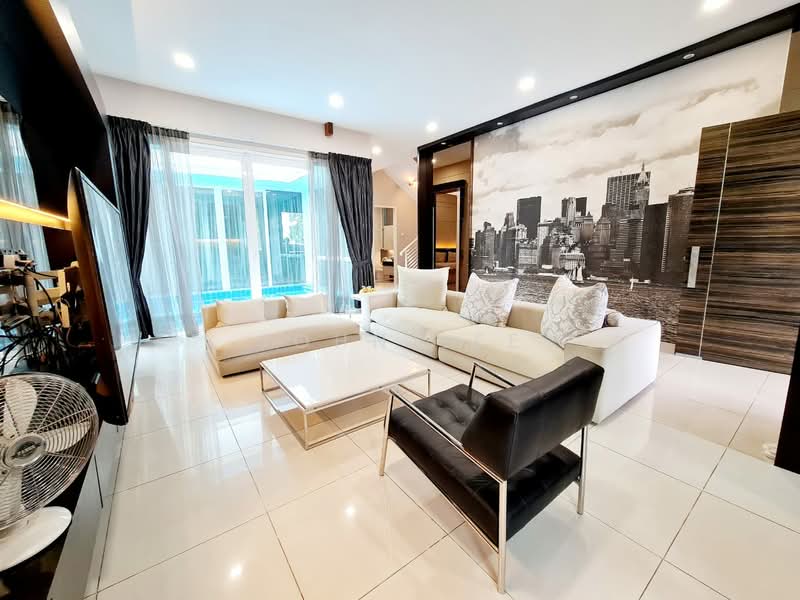 Rumah Berkembar untuk Dijual di Puchong (Selangor) - John Lee - Living Room - PropertyGuru.com.my