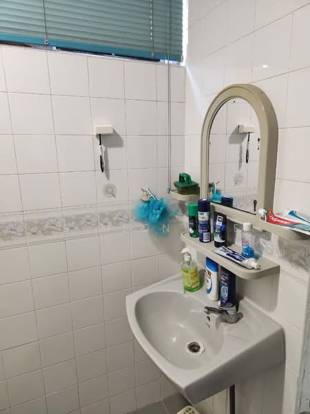 Kondominium untuk Disewa di University Tower - Samson Lee - Bathroom - PropertyGuru.com.my