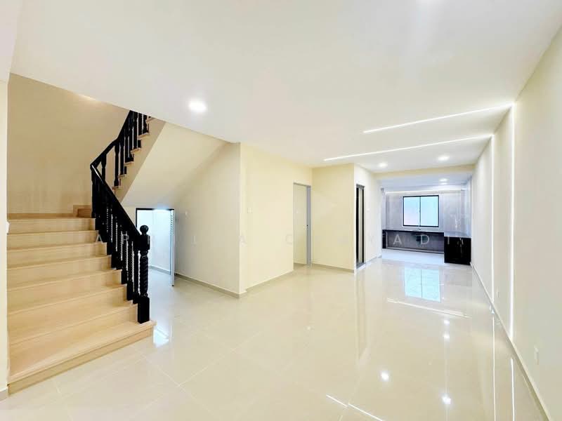 Rumah Teres 2 Tingkat untuk Dijual di Taman Ungku Tun Aminah (Skudai) - APRILIA CHAYADI - PropertyGuru.com.my
