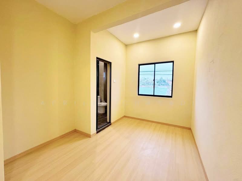 Rumah Teres 2 Tingkat untuk Dijual di Taman Ungku Tun Aminah (Skudai) - APRILIA CHAYADI - PropertyGuru.com.my