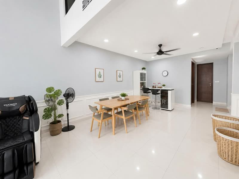 Rumah Teres 2.5 Tingkat untuk Dijual di Taman TTDI Grove (Kajang) - Fazie Noor - Dining Room - PropertyGuru.com.my