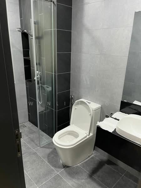 Servis Apartment untuk Disewa di Sunway Velocity TWO - Wenli Tong - Bathroom - PropertyGuru.com.my