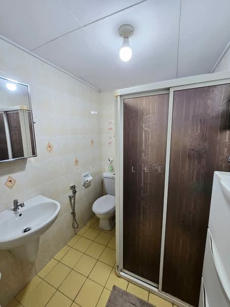 Condominium for Sale at Casa Puteri Condominium - John Lee - Bathroom - PropertyGuru.com.my