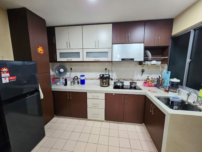 Condominium for Sale at Casa Puteri Condominium - John Lee - Kitchen - PropertyGuru.com.my
