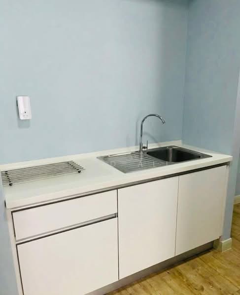 Servis Apartment untuk Disewa di Eclipse Residence @ Pan'gaea - Fuad Ali - Kitchen - PropertyGuru.com.my