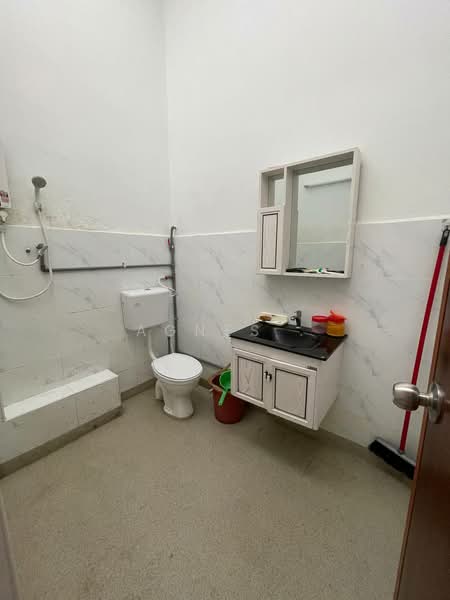 2-storey Terraced House for Sale in Taman Tasik (Tampoi) - Agnes . - PropertyGuru.com.my