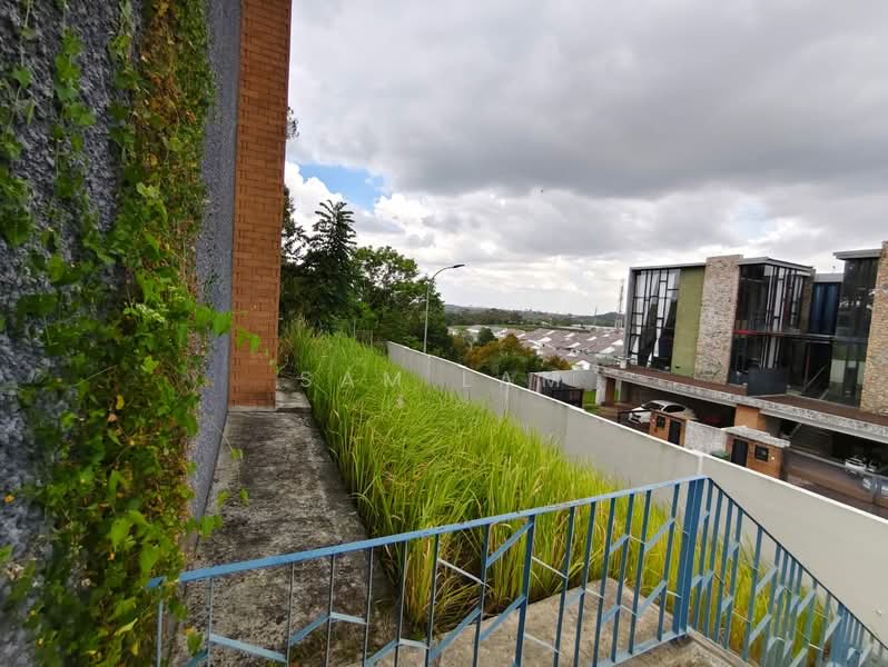 Semi-Detached House for Sale in Johor Bahru (Johor) - Sam Lam - Exterior - PropertyGuru.com.my