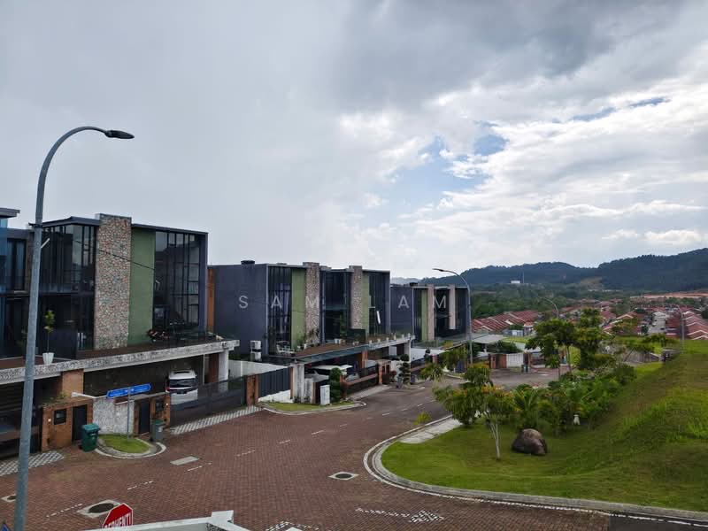 Semi-Detached House for Sale in Johor Bahru (Johor) - Sam Lam - Exterior - PropertyGuru.com.my