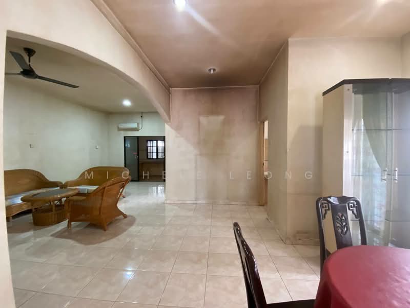 Rumah Berkembar untuk Dijual di Bercham (Ipoh) - Michele Leong - Living Room - PropertyGuru.com.my