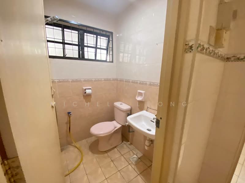 Rumah Berkembar untuk Dijual di Bercham (Ipoh) - Michele Leong - Bathroom - PropertyGuru.com.my