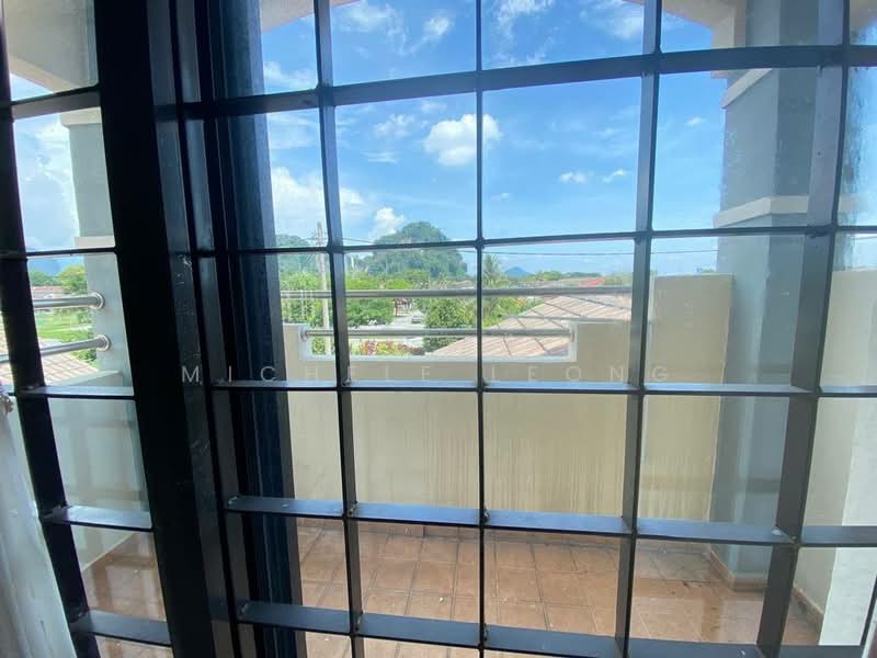 Rumah Berkembar untuk Dijual di Bercham (Ipoh) - Michele Leong - Balcony - PropertyGuru.com.my
