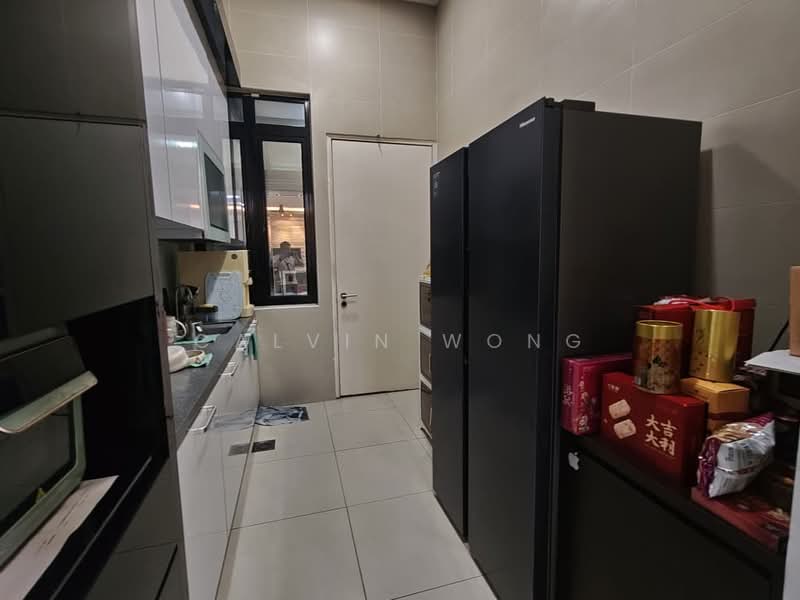 Rumah Berkembar untuk Dijual di Taman Iskandar (Johor Bahru) - Calvin Wong - Kitchen - PropertyGuru.com.my