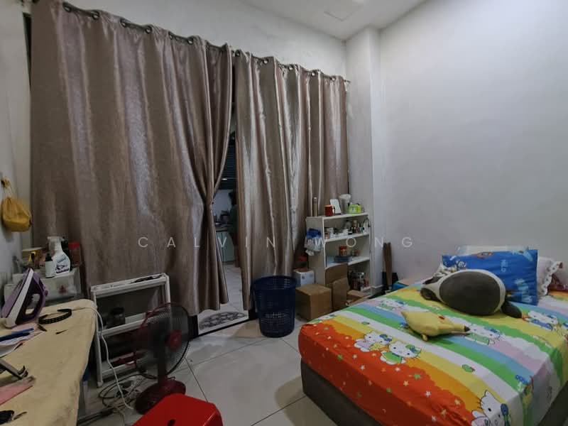 Rumah Berkembar untuk Dijual di Taman Iskandar (Johor Bahru) - Calvin Wong - Bedroom - PropertyGuru.com.my