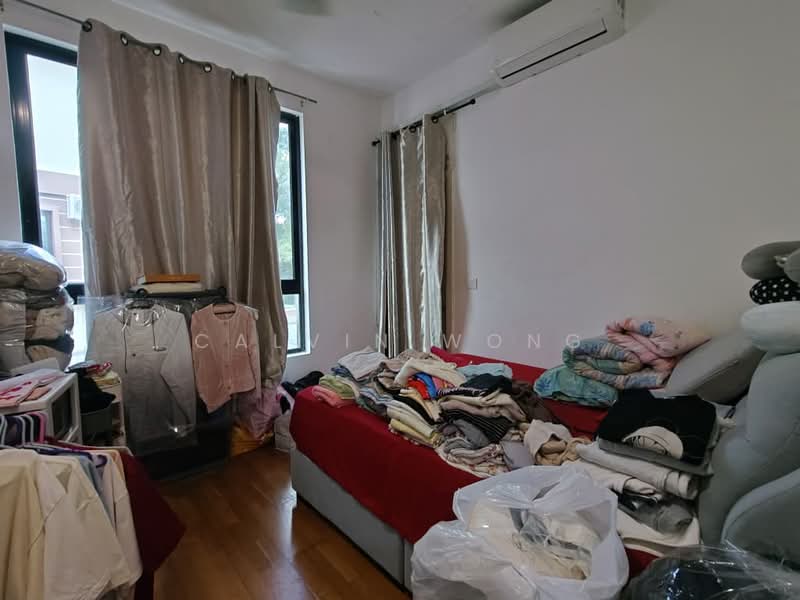 Rumah Berkembar untuk Dijual di Taman Iskandar (Johor Bahru) - Calvin Wong - Bedroom - PropertyGuru.com.my