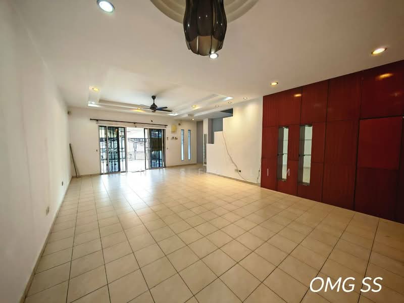 Rumah Teres 2 Tingkat untuk Dijual di Bandar Bukit Tinggi (Klang) - Yongsen Lim - Living Room - PropertyGuru.com.my