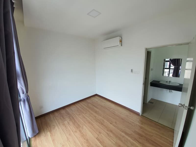 Pangsapuri untuk Dijual di Roxy Apartment - Jimmyy Chin - PropertyGuru.com.my