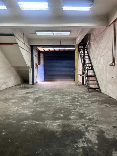 Factory for Rent in Jalan Klang Lama (Old Klang Road) (Kuala Lumpur) - Nicolas Lim - Interior - PropertyGuru.com.my