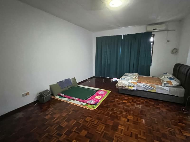 2-storey Terraced House for Sale in Taman Mount Austin (Tebrau) - Eric Lee - Bedroom - PropertyGuru.com.my