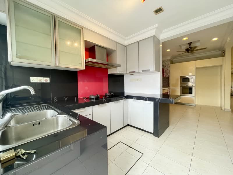2.5-storey Terraced House for Sale in Taman Tun Dr Ismail (Kuala Lumpur) - Syikin Brown - PropertyGuru.com.my