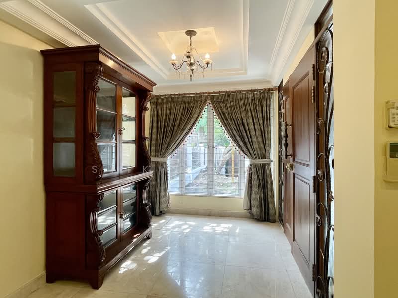2.5-storey Terraced House for Sale in Taman Tun Dr Ismail (Kuala Lumpur) - Syikin Brown - PropertyGuru.com.my