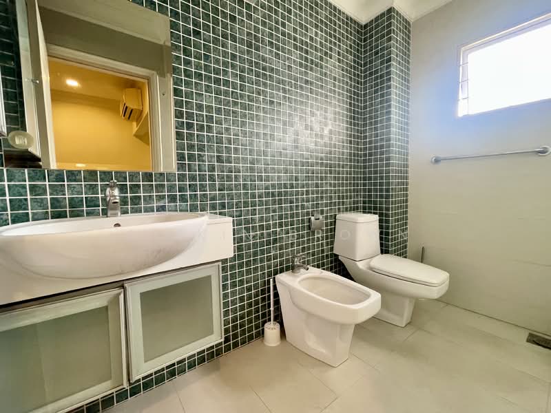 2.5-storey Terraced House for Sale in Taman Tun Dr Ismail (Kuala Lumpur) - Syikin Brown - PropertyGuru.com.my