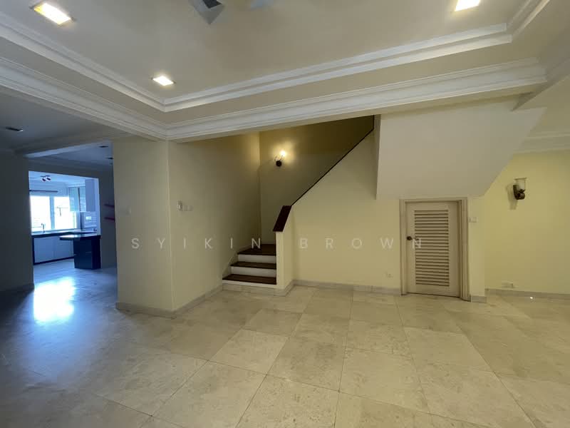 2.5-storey Terraced House for Sale in Taman Tun Dr Ismail (Kuala Lumpur) - Syikin Brown - PropertyGuru.com.my