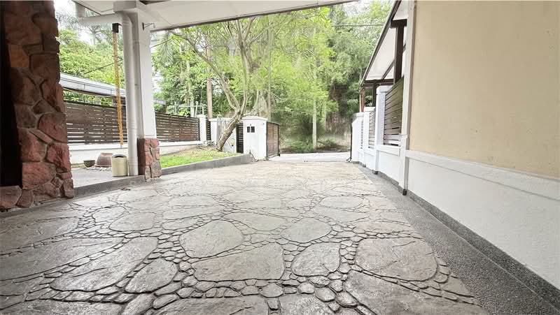 Rumah Teres 2.5 Tingkat untuk Dijual di Taman Tun Dr Ismail (Kuala Lumpur) - Syikin Brown - PropertyGuru.com.my