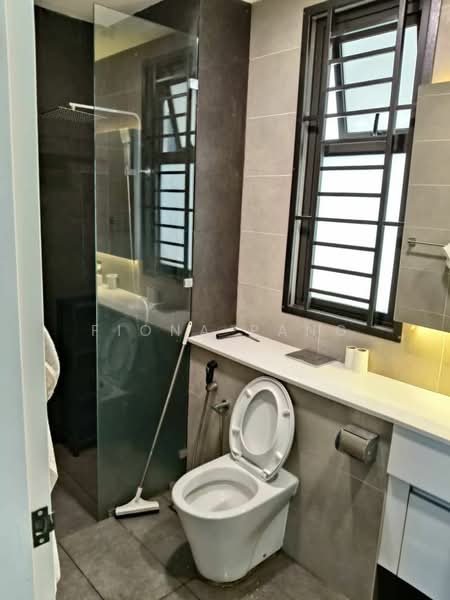 Service Residence for Sale at Setia Sky 88 - Fiona Pang - Bathroom - PropertyGuru.com.my
