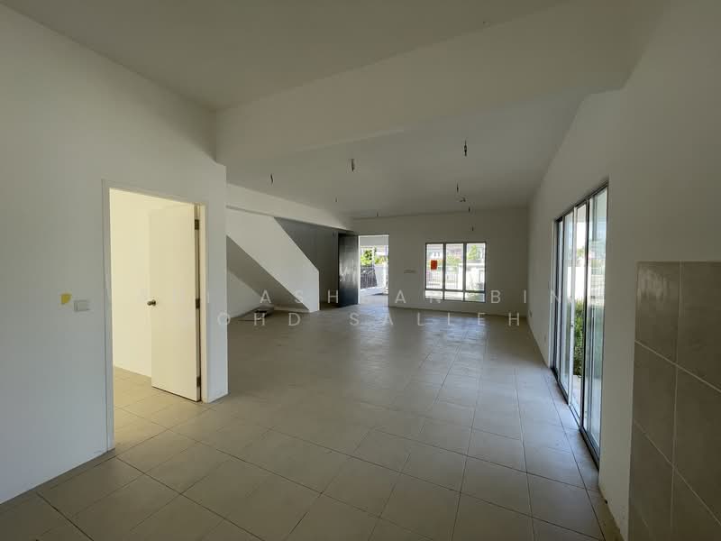 Rumah Teres 2 Tingkat untuk Dijual di Iringan Bayu (Seremban) - Adi Ashran Bin Mohd Salleh - PropertyGuru.com.my