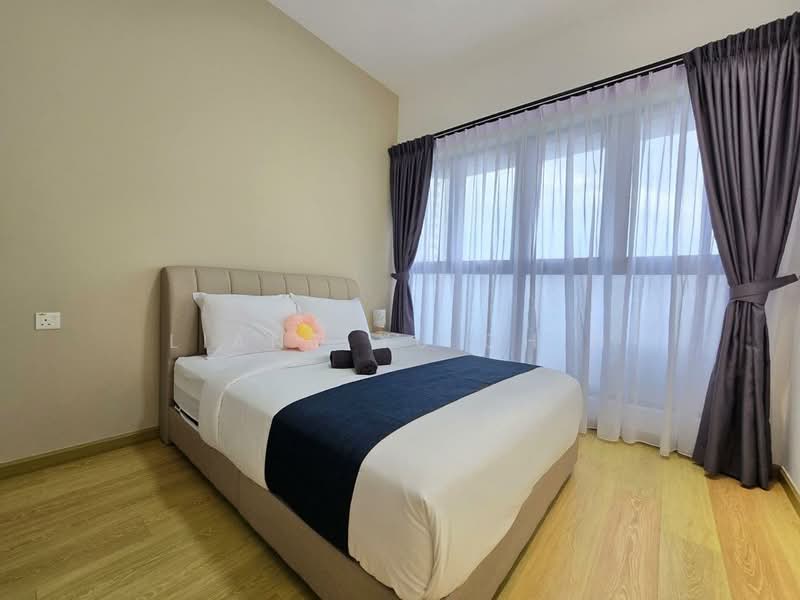 Condominium for Sale at Amberside @ Country Garden Danga Bay - Liang Yu Chin - Bedroom - PropertyGuru.com.my