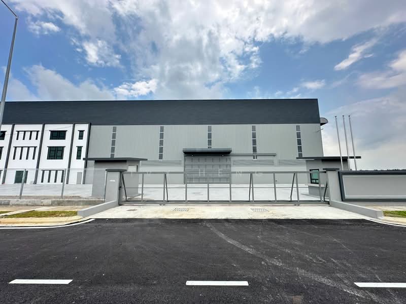 Warehouse for Rent in Pulau Carey (Carey Island) (Selangor) - Ivy Heng - Exterior - PropertyGuru.com.my