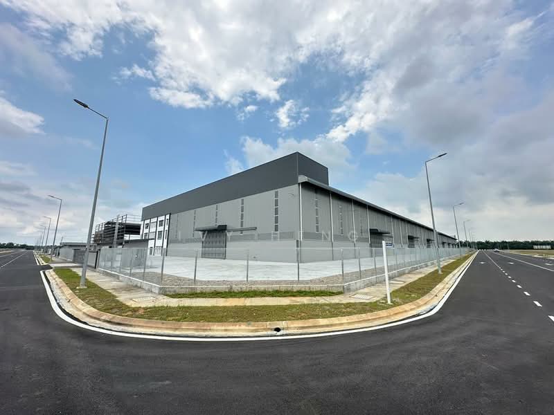 Warehouse for Rent in Pulau Carey (Carey Island) (Selangor) - Ivy Heng - Exterior - PropertyGuru.com.my