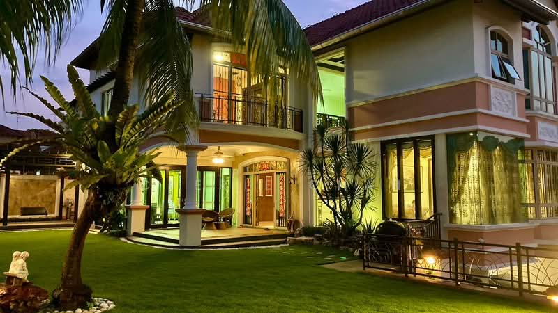 Semi-Detached House for Sale in Taman Molek (Johor Bahru) - Cherie Chan - PropertyGuru.com.my