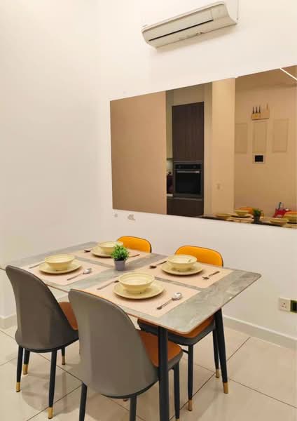 Kondominium untuk Disewa di The LIGHT COLLECTION I - Clifton Chee - Dining Room - PropertyGuru.com.my