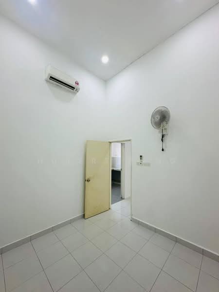 Rumah Teres 1 Tingkat untuk Disewa di Taman Sri Penawar (Pengerang) - Hubert Pang - Interior - PropertyGuru.com.my