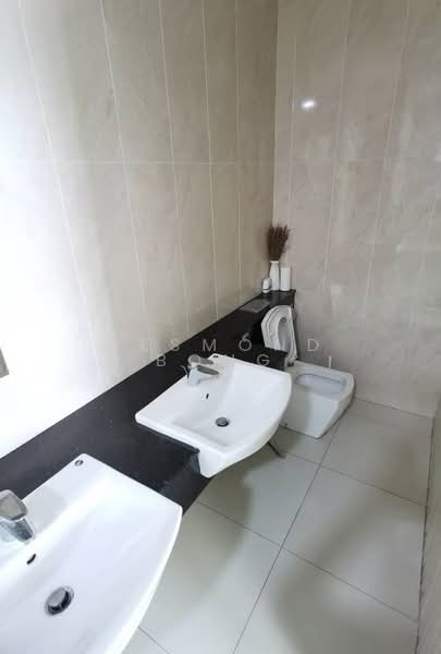 Service Residence for Rent at Paragon Residences @ Straits View - Desmond Bong - Bathroom - PropertyGuru.com.my