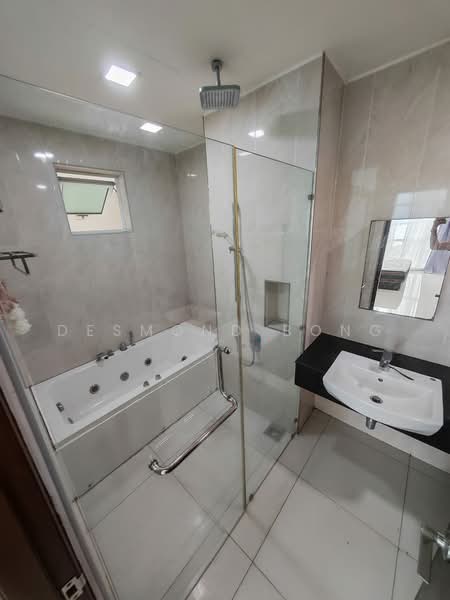Service Residence for Rent at Paragon Residences @ Straits View - Desmond Bong - Bathroom - PropertyGuru.com.my