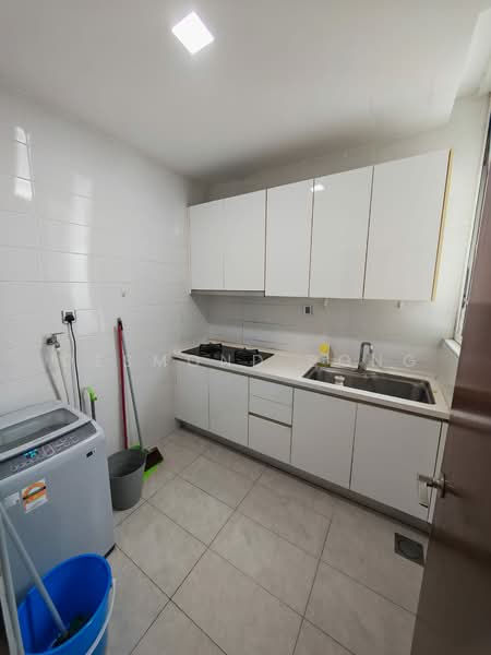 Service Residence for Rent at Paragon Residences @ Straits View - Desmond Bong - Kitchen - PropertyGuru.com.my